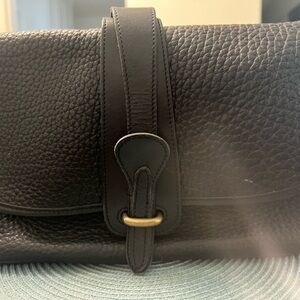 Dooney & Bourke Black Leather Shoulder Bag with Pebbled Finish